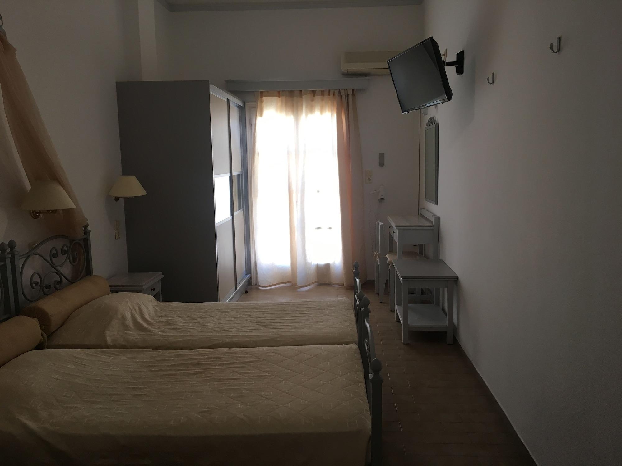 Hotel Avra Kamari  Exterior photo