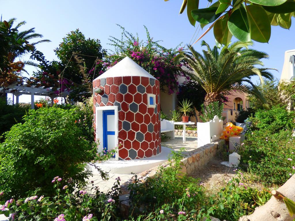 Hotel Avra Kamari  Exterior photo